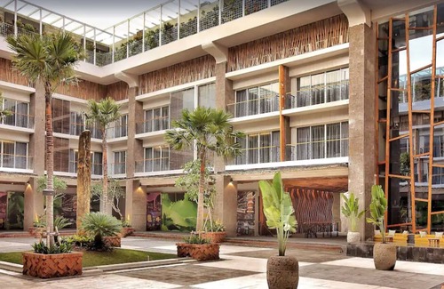 North Legian Apartment | Modern Suite with Free Minibar and Family-Friendly Amenities