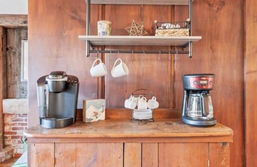Jackson Villa | Inviting Mountainside Retreat in Jackson with Hot Tub & Pets Welcome