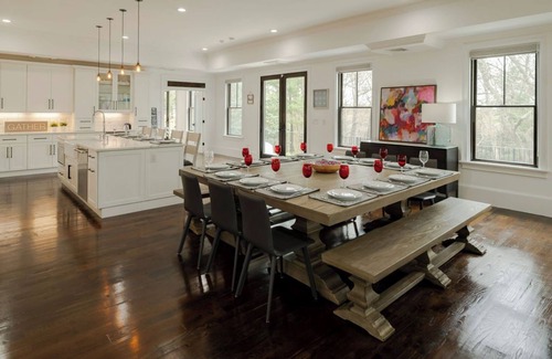 Centerville House | Family-Friendly Retreat Near Beach with FirePit & Space for 23