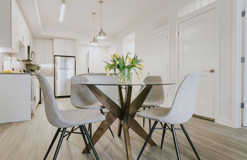 Town Center Apartment | Modern Furnished Apartment Steps from Merriweather Post