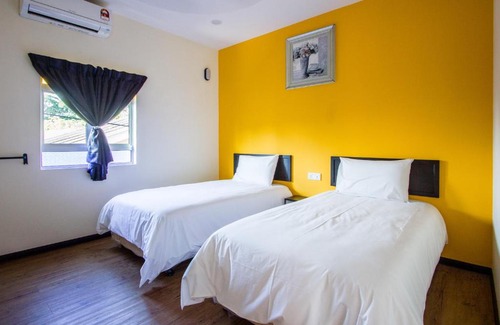 Benggali House | Budget-Friendly Newly Plumeria - 3 Bedrooms in Shared House