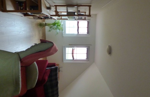 Wassenberg Apartment | Newly Renovated Apartment with Ocean Views & Pool Access