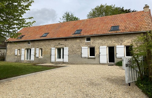 Asnieres-en-Bessin House | Cozy Holiday Home Near Omaha Beach - Pet Friendly Stays