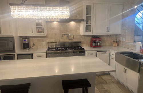 Highland Park West House | North Austin Getaway with Putting Green & Pickle Ball Court