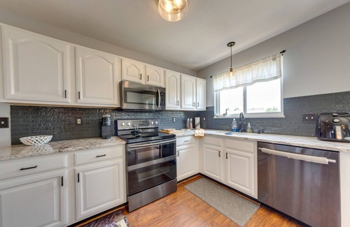 O'Fallon House | Inviting O'Fallon Vacation Home: 30 Mi to St Louis