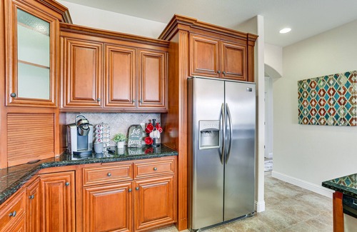 Bella Vista House | Relaxing Oak Run Home with Panoramic Mountain Views