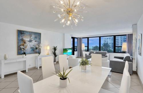Mid Beach Apartment | Ocean View Resort with Pool, Restaurant & Hot Tub