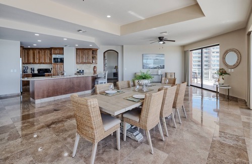 Puerto Penasco Resort | Spacious Oceanfront Escape Luxury Condo with Stunning Views, 4 BR/4 BA Condo in Las Palomas - HUGE