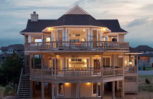 Duck House | Oceanfront House with Wrap-Around Porch & Pool Access