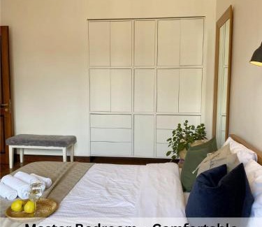 Old Town Apartment | Family-Friendly Old Town Apt Just 2 Min to the Island