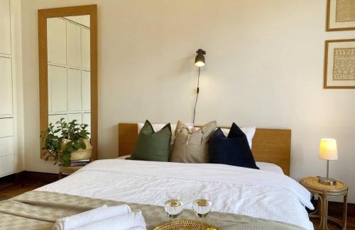 Old Town Apartment | Family-Friendly Old Town Apt Just 2 Min to the Island