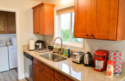 Cedar Hills Apartment | Guest Rated: 9.8 - Pet-Friendly Home with Pool & Breakfast