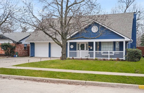 Norman House | Spacious OU Hideaway | Hot Tub + Pool Table