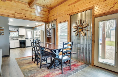 Grantville House | Inviting Ozawkie Home with Pool & Spa Near Lake Perry!