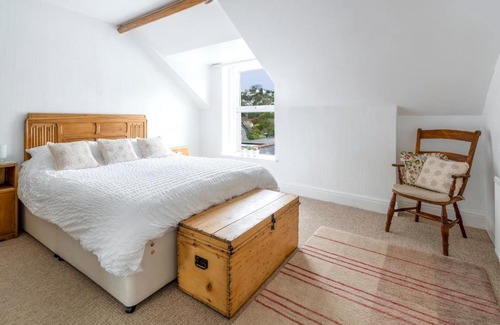 Beer Apartment | Charming Top-Floor Flat in Beer, Steps from the Beach