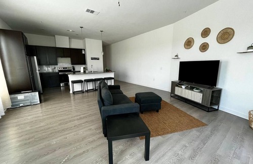 Leander Apartment | Spacious Place to Work and Relax