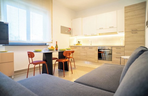 Cutrofiano Apartment | Spacious place with fast Wi-Fi and private terrace