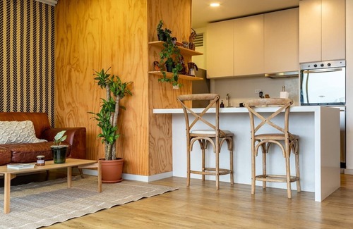 El Tesoro Apartment | Elevated Poblado Apartment with Scenic City and Mountain Views