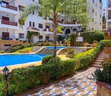 Oued Laou Apartment | Spacious, Pool & Acces direct to sea