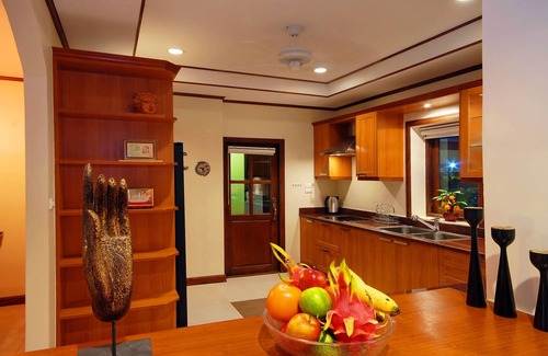 Bophut Villa | Discover a Pool Villa with Billiards in Chaweng