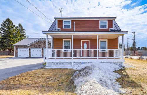 Presque Isle House | Convenient Presque Isle Home Steps from Downtown Attractions