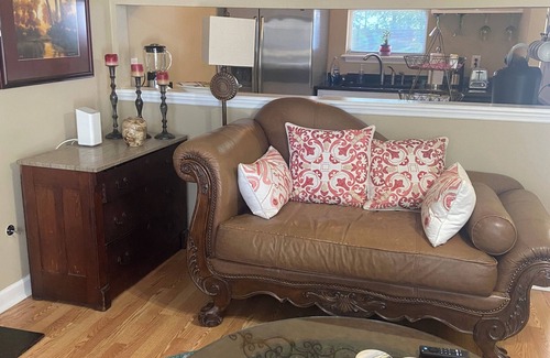 West Ashley Condo | Top-Rated Ocean View 2BR Suite with Breakfast & Kitchen