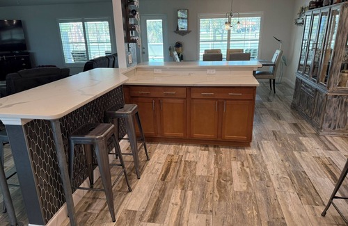 Lake Suzy House | Spacious Private Home 4BR 3 BA w/Heated Pool