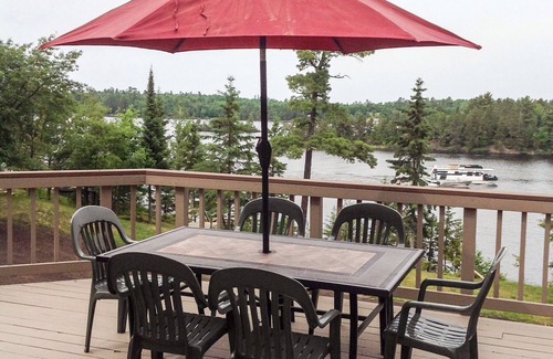 International Falls House | Guest Rated 10/10: Rainy Lake Retreat with Scenic Views