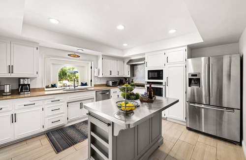 Santa Barbara House | Stylish Home with Pool, Spa & Perfect for Families