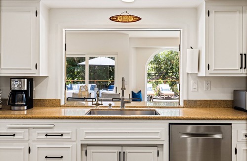 Santa Barbara House | Stylish Home with Pool, Spa & Perfect for Families