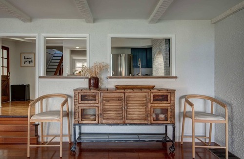 Town of Owasco House | Pet Friendly Retreat with Lake Views - Guest Rated 9.8