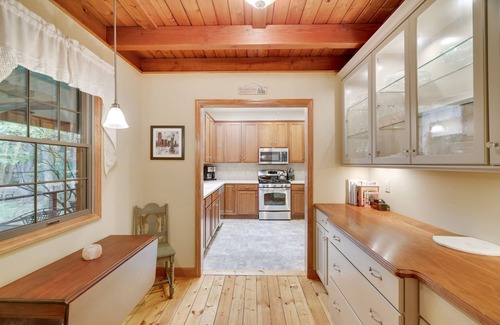 Jim Thorpe House | Inviting Renovated Home Near Historic Jim Thorpe with Pool