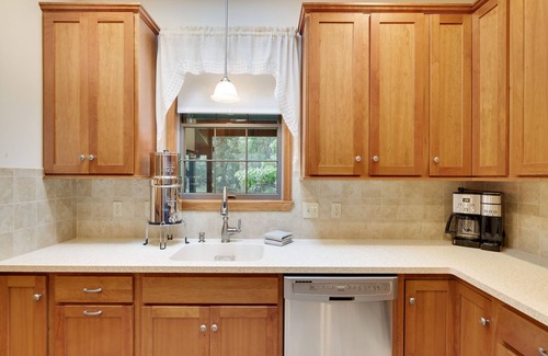 Jim Thorpe House | Inviting Renovated Home Near Historic Jim Thorpe with Pool