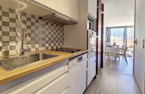 Meribel-Mottaret Apartment | Cozy Studio Méribel for 4: Family-Friendly Getaway