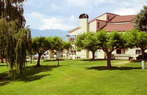 Chelan Apartment | Relaxing Resort Condos by Scenic Lake Chelan