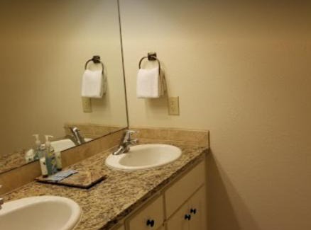 Chelan Apartment | Relaxing Resort Condos by Scenic Lake Chelan