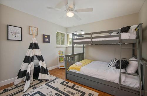 Allendale Area House | Family-Friendly Retreat with Ensuite Bedrooms & Large Yard