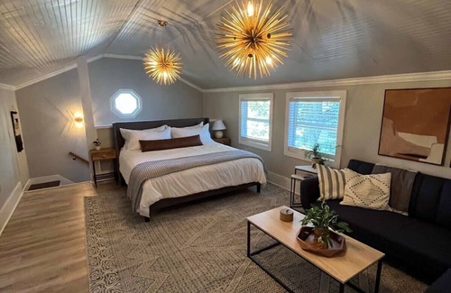 Freetown - Port Rico House | Ideal Retreat for Families with Pet-Friendly Amenities