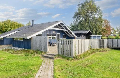 Skovmose House | Pet-Friendly Holiday Home for 6 in Sydals – High Rating!