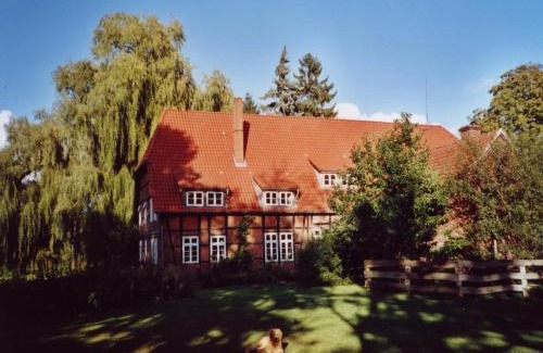 Hohnebostel House | Spacious Retreat with Garden, cleaning included