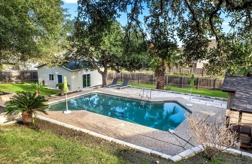 West Oak Hill Apartment | Spacious Retreat with Private Pool