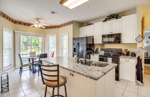 Richmond Hill House | Relaxing Richmond Hill Retreat with Child-Friendly Amenities