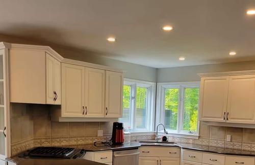 Grand Bend House | Spacious riverfront cottage in Grand Bend, ON, with stunning views and comfort!