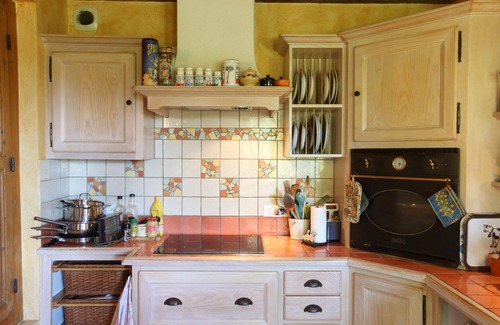 Ceyzerieu Bed & Breakfast | Serene Countryside Retreat with Pool and Dining Options