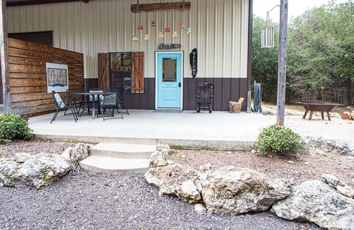 Temple House | Secluded Retreat with Lake View & Gourmet Kitchen