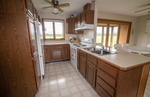 Mason House | Oceanfront Oasis: Guest Rated 10/10 in the Heart of Paradise