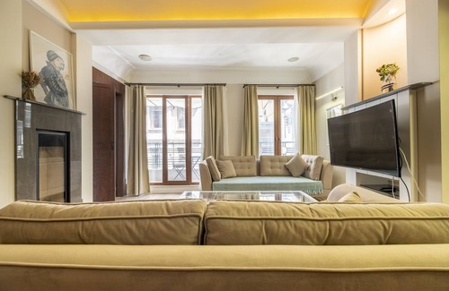 Taksim Apartment | Spacious Serenity with Comfort and Hygiene