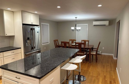 West Roxbury House | Guest Rated 10/10: Private Family House Near Back Bay