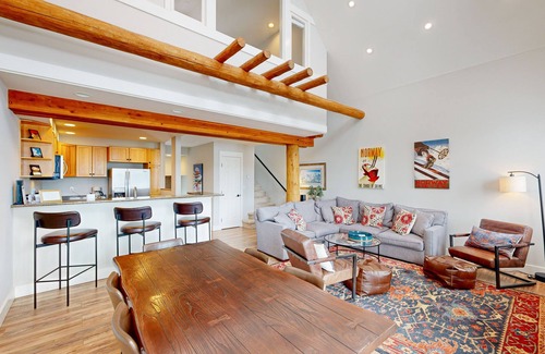 Saddle Ridge House | Unwind in Moonlight Basin: Ski-in/Ski-out Townhome with Hot Tub