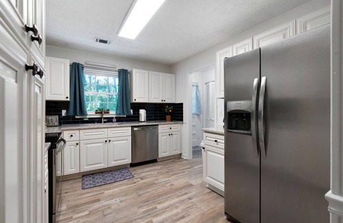Dallas House | Ideal Spanish-Style Ranch Near ATL with Family-Friendly Perks